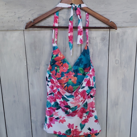 Tommy Bahama Reversible Halter Tankini Top Weekends Size XS NEW - Picture 6 of 16